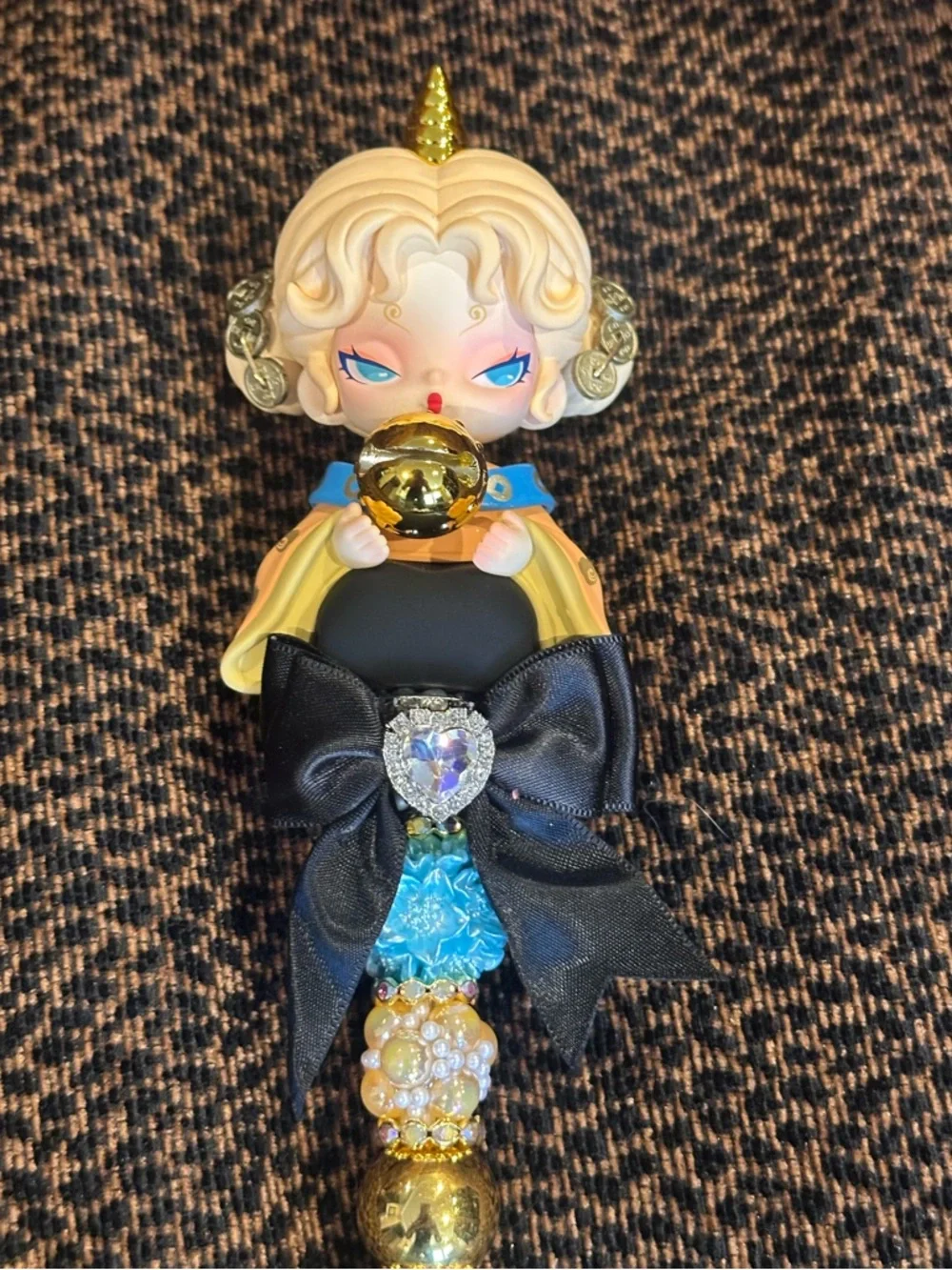 Gorgeous Hand Crafted Pen with an Authentic  DoDo Sugar Nami as the Focal